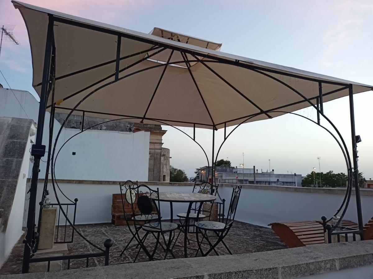 Apartamento La Terrazza Sul Castello Palmariggi Exterior foto