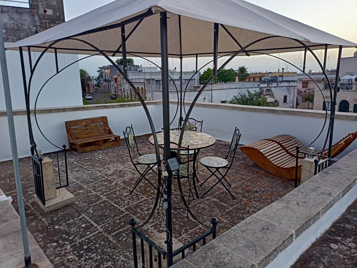 Apartamento La Terrazza Sul Castello Palmariggi Exterior foto