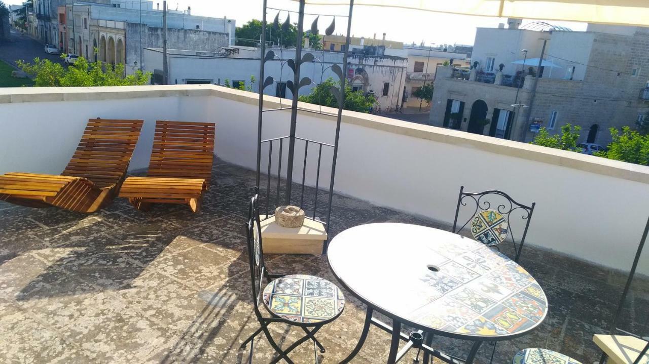 Apartamento La Terrazza Sul Castello Palmariggi Exterior foto