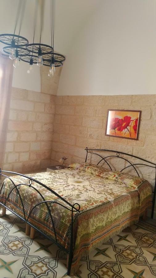Apartamento La Terrazza Sul Castello Palmariggi Exterior foto