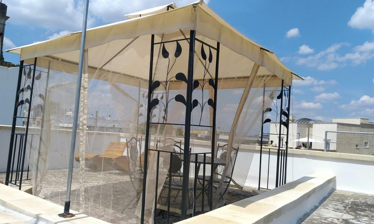 Apartamento La Terrazza Sul Castello Palmariggi Exterior foto